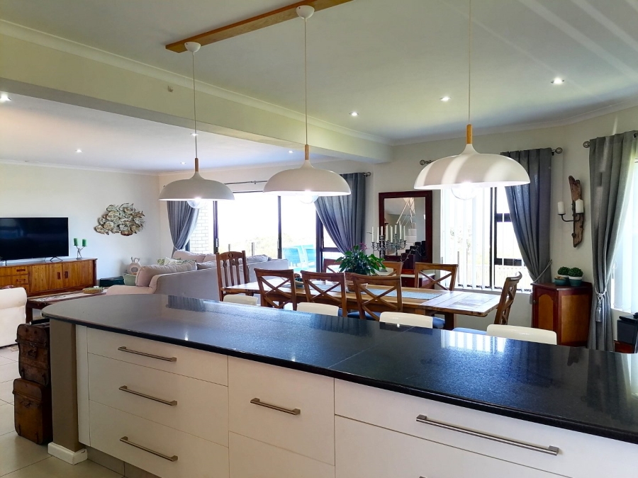 3 Bedroom Property for Sale in Mossel Bay Golf Estate Western Cape